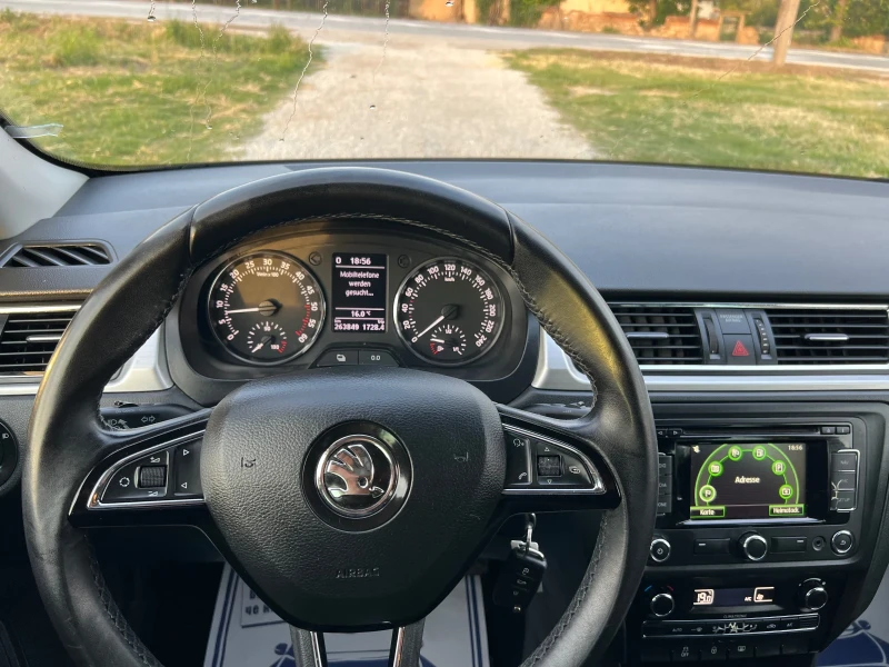 Skoda Rapid, снимка 16 - Автомобили и джипове - 50376785