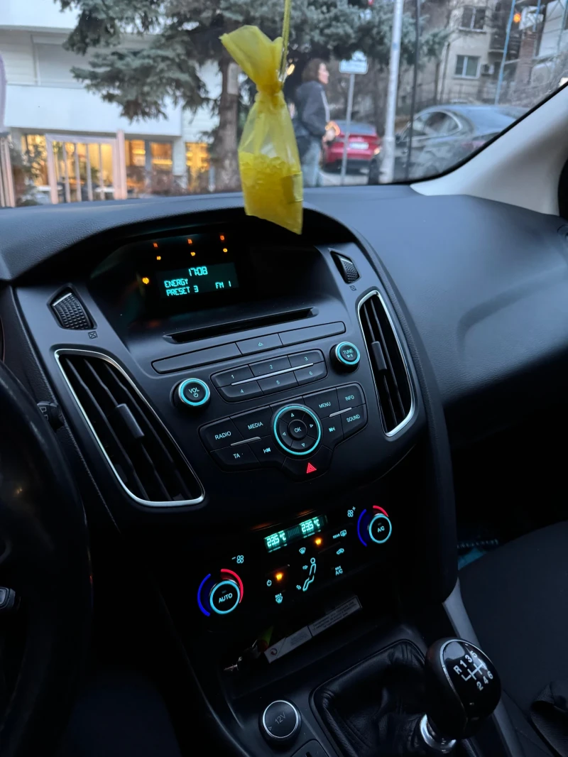 Ford Focus, снимка 6 - Автомобили и джипове - 52967122