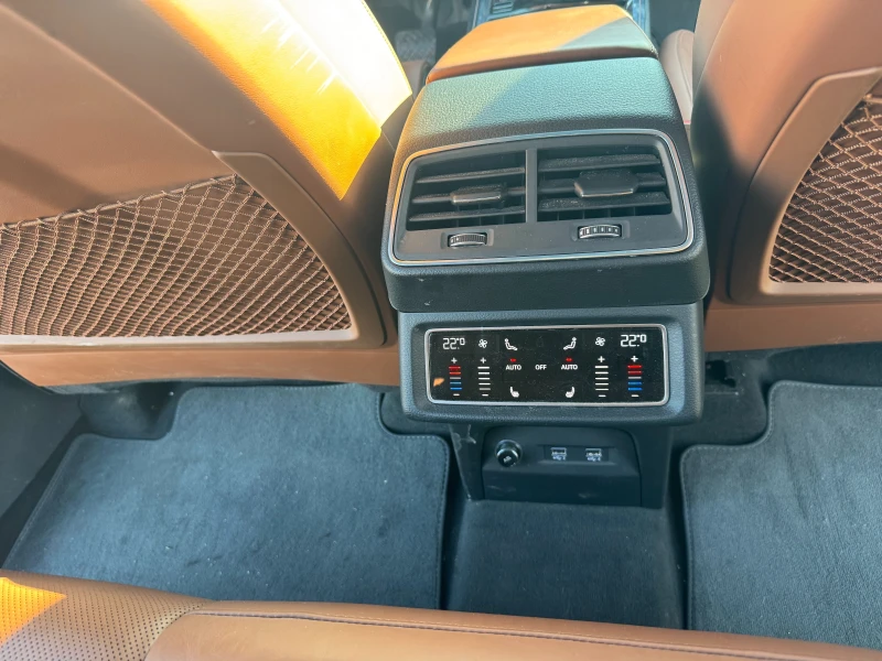 Audi E-Tron 55 quattro, снимка 13 - Автомобили и джипове - 53019542