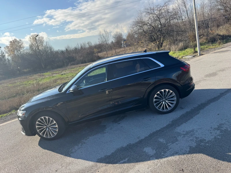 Audi E-Tron 55 quattro, снимка 3 - Автомобили и джипове - 53019542