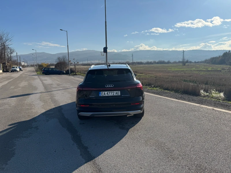 Audi E-Tron 55 quattro, снимка 4 - Автомобили и джипове - 53019542