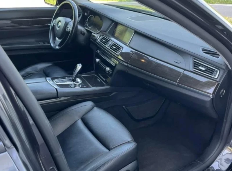 BMW 730 730d БАРТЕР, снимка 10 - Автомобили и джипове - 53247131