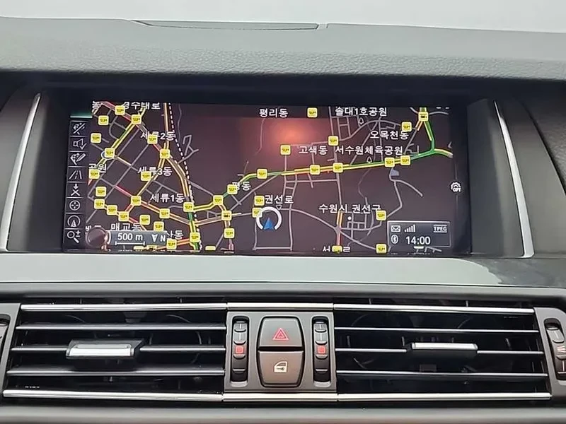 BMW 528 I xDrive - САМО 30% АВАНС, снимка 15 - Автомобили и джипове - 55803167