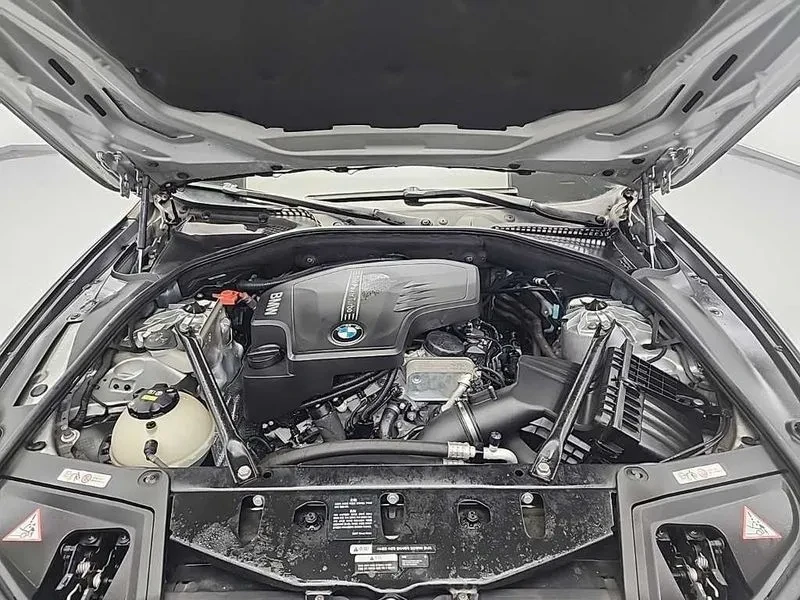BMW 528 I xDrive - САМО 30% АВАНС, снимка 5 - Автомобили и джипове - 55803167