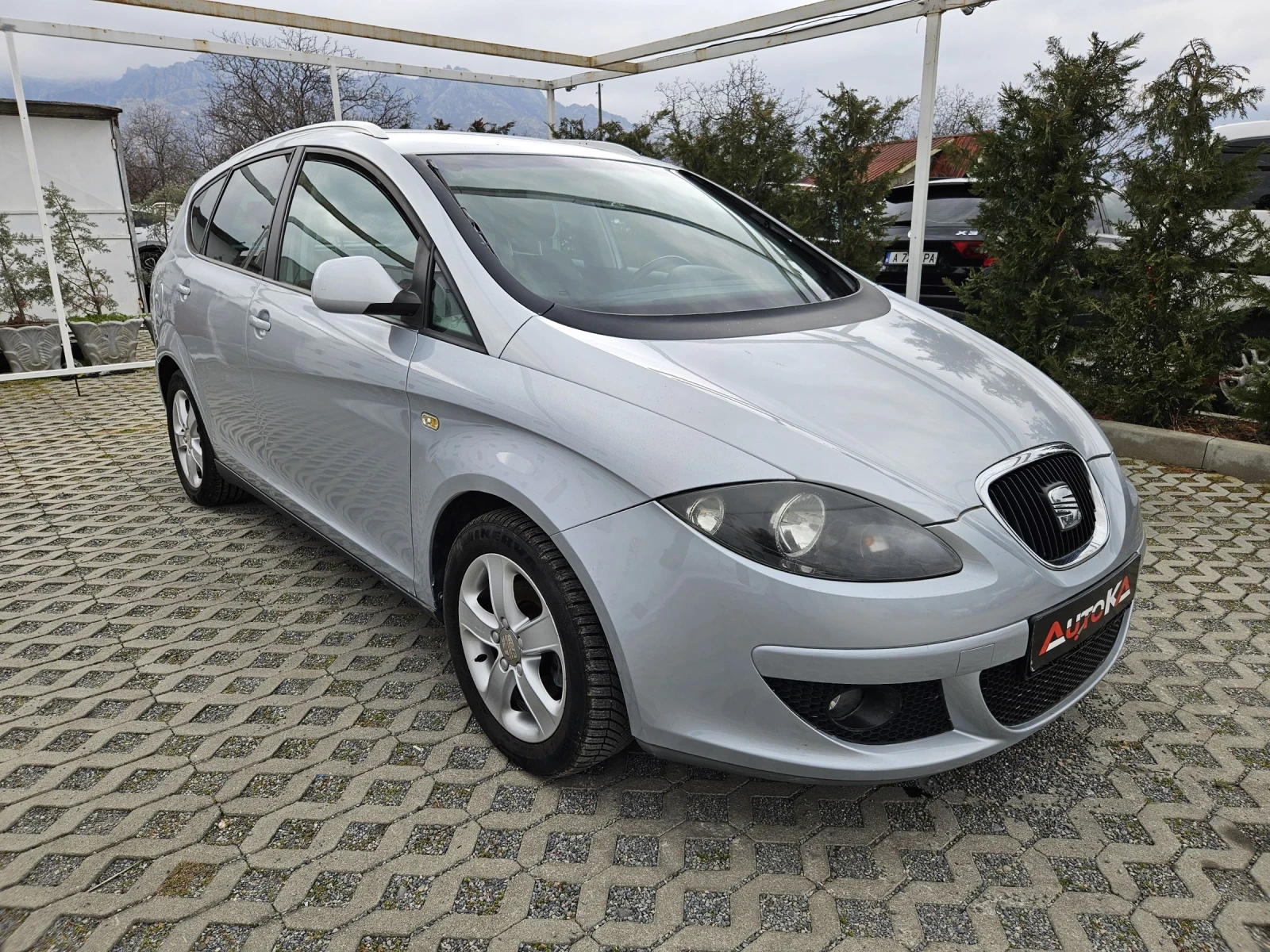 Seat Altea XL= 1.6i-102кс= ГАЗ= КЛИМАТРОНИК= АВТОПИЛОТ - изображение 2