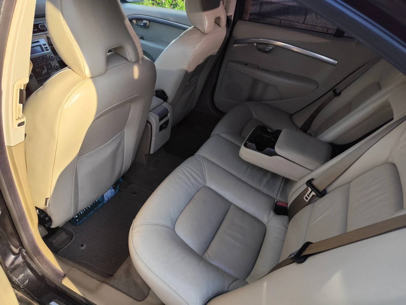 Volvo S80 2.4 D5  - изображение 9
