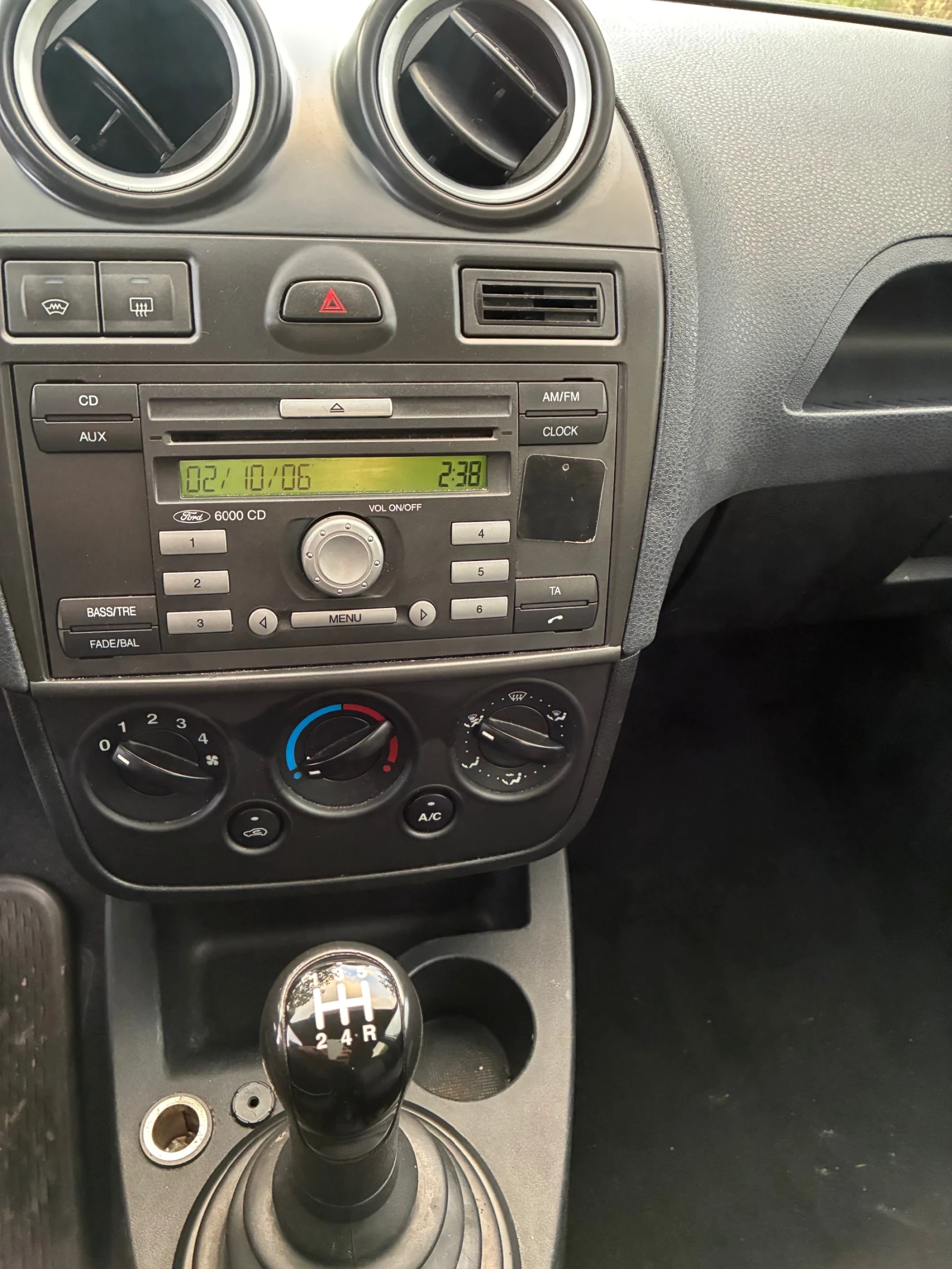 Ford Fiesta  - изображение 9