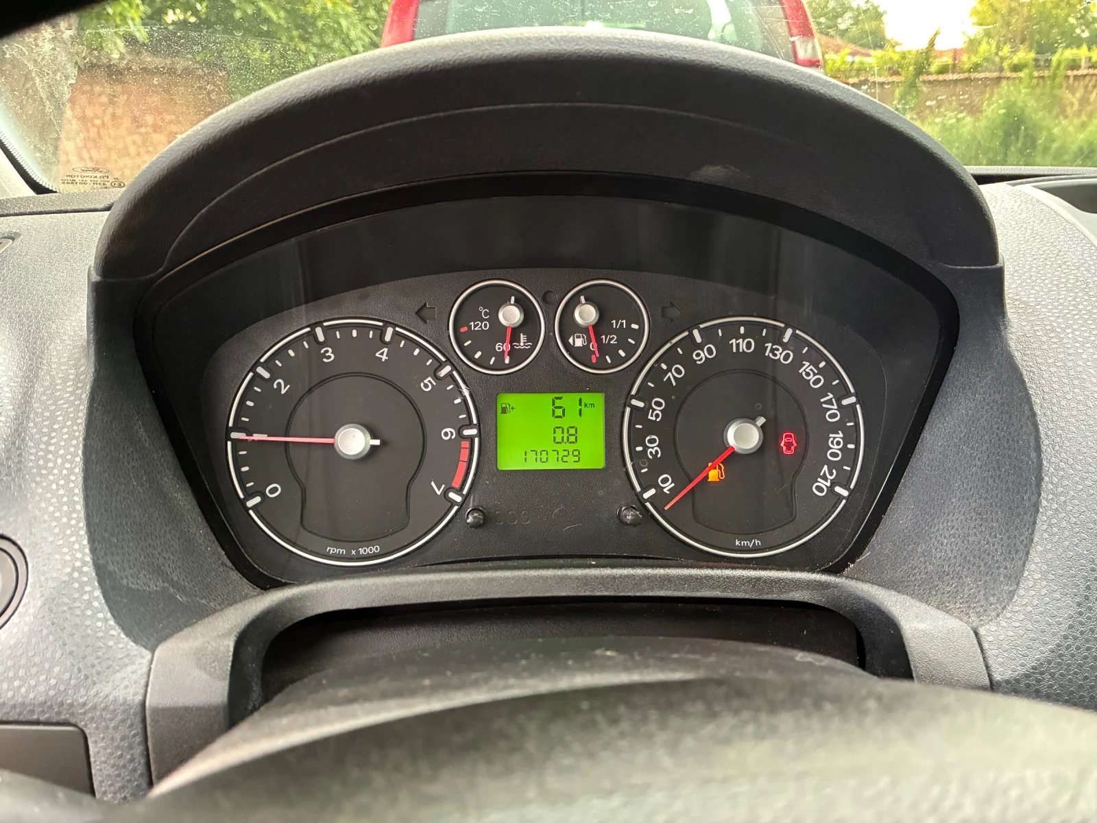 Ford Fiesta  - изображение 10