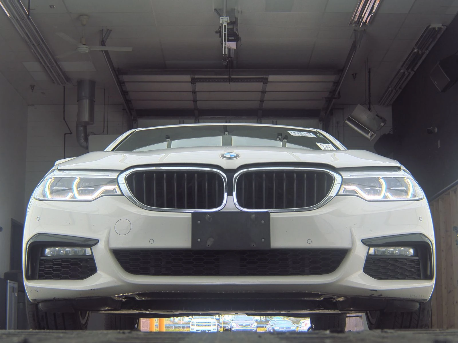 BMW 540 xDrive M SPORT LINE* АВТОКРЕДИТ*  - изображение 4