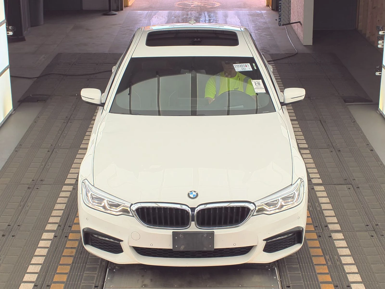BMW 540 xDrive M SPORT LINE* АВТОКРЕДИТ*  - изображение 2