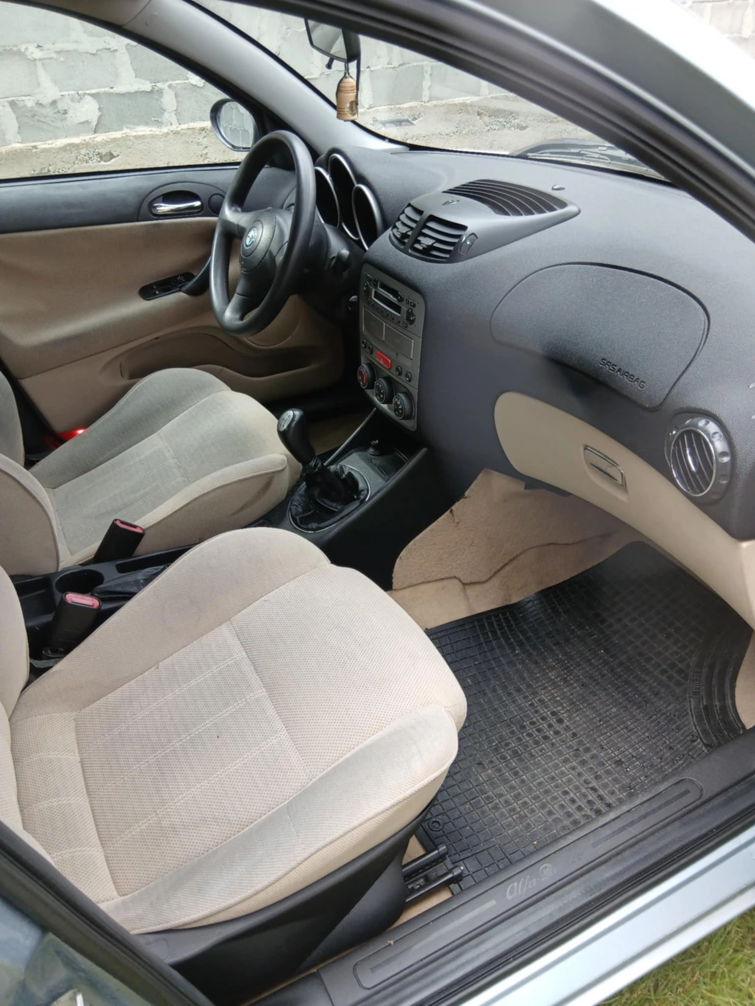 Alfa Romeo 147  - изображение 9