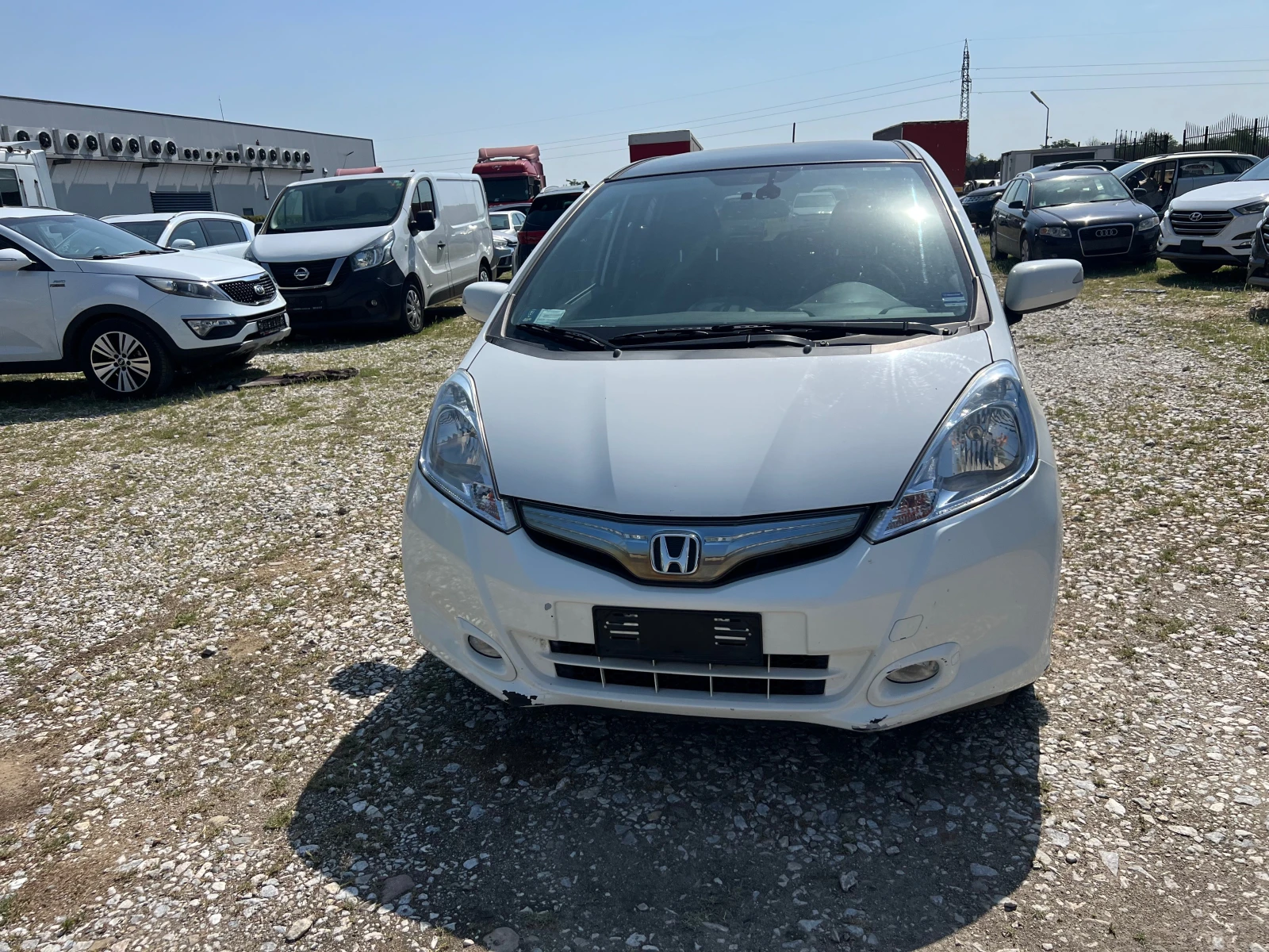 Honda Jazz 1.3 HYBRID - изображение 2