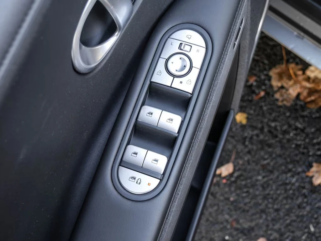 Hyundai Ioniq 325HP/UNIQ/4X4/PANO/360/HUD/BOSE/784v | Mobile.bg   12