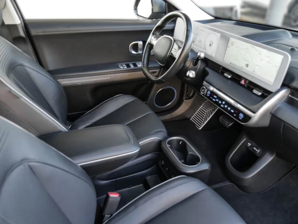Hyundai Ioniq 325HP/UNIQ/4X4/PANO/360/HUD/BOSE/784v - изображение 6