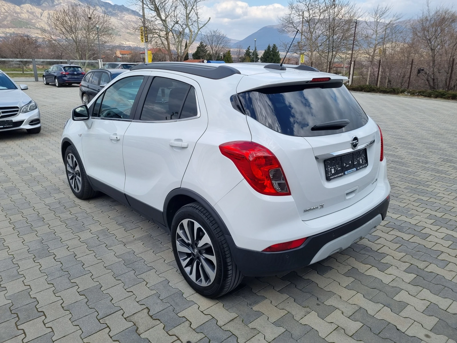 Opel Mokka X 1.4 ГАЗ 2017г. СЕРВИЗНА ИСТОРИЯ в OPEL !, снимка 4 - Автомобили и джипове - 53352771
