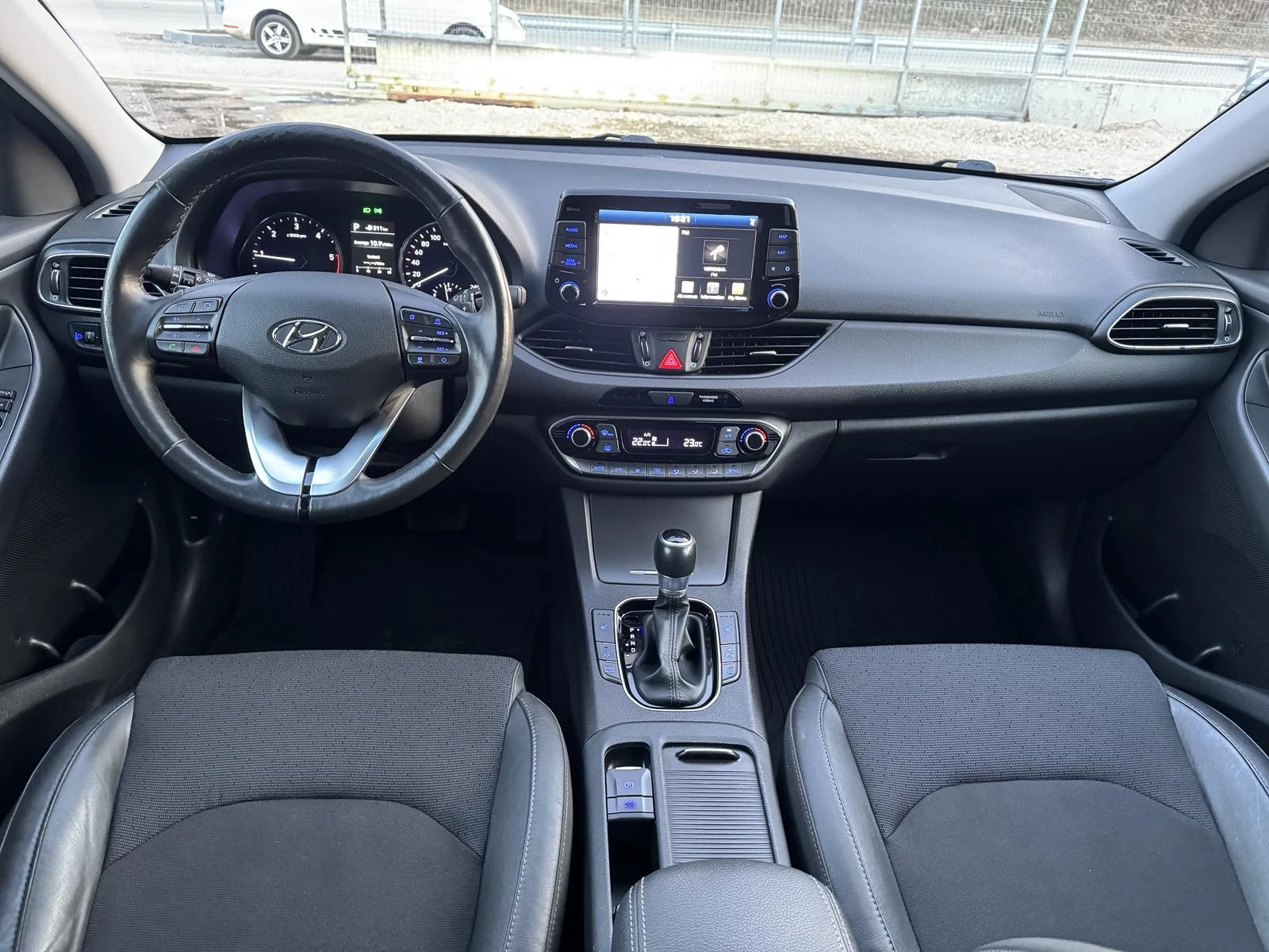 Hyundai I30 1.6DIESEL* FULL* AVTOMAT* EVRO6, снимка 12 - Автомобили и джипове - 53866095