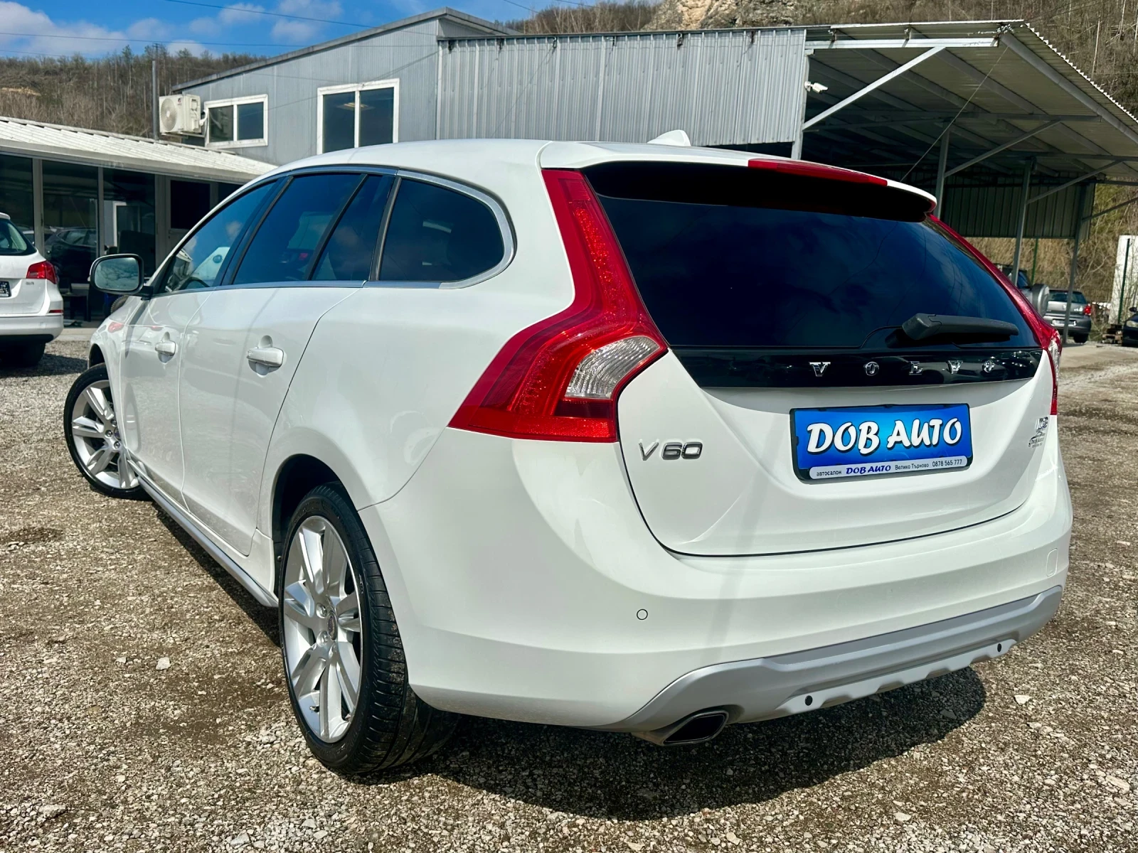 Volvo V60 2.0D-159000км-163к.с-АВТОМАТ-SUMMUM-XENON-ПОДГРЕВ, снимка 3 - Автомобили и джипове - 54061948