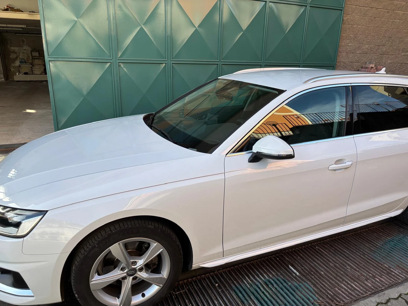 Audi A4 35 TDI S-tronic, снимка 3 - Автомобили и джипове - 54339702