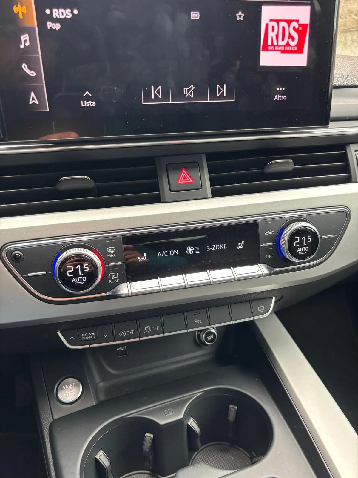 Audi A4 35 TDI S-tronic, снимка 16 - Автомобили и джипове - 54339702