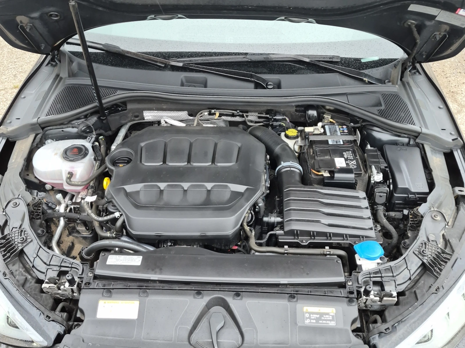Audi A3 Progressiv 40 TFSI, снимка 8 - Автомобили и джипове - 54383570