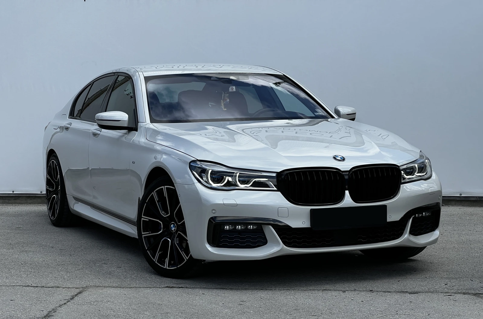 BMW 740 d xDrive, снимка 3 - Автомобили и джипове - 54440649