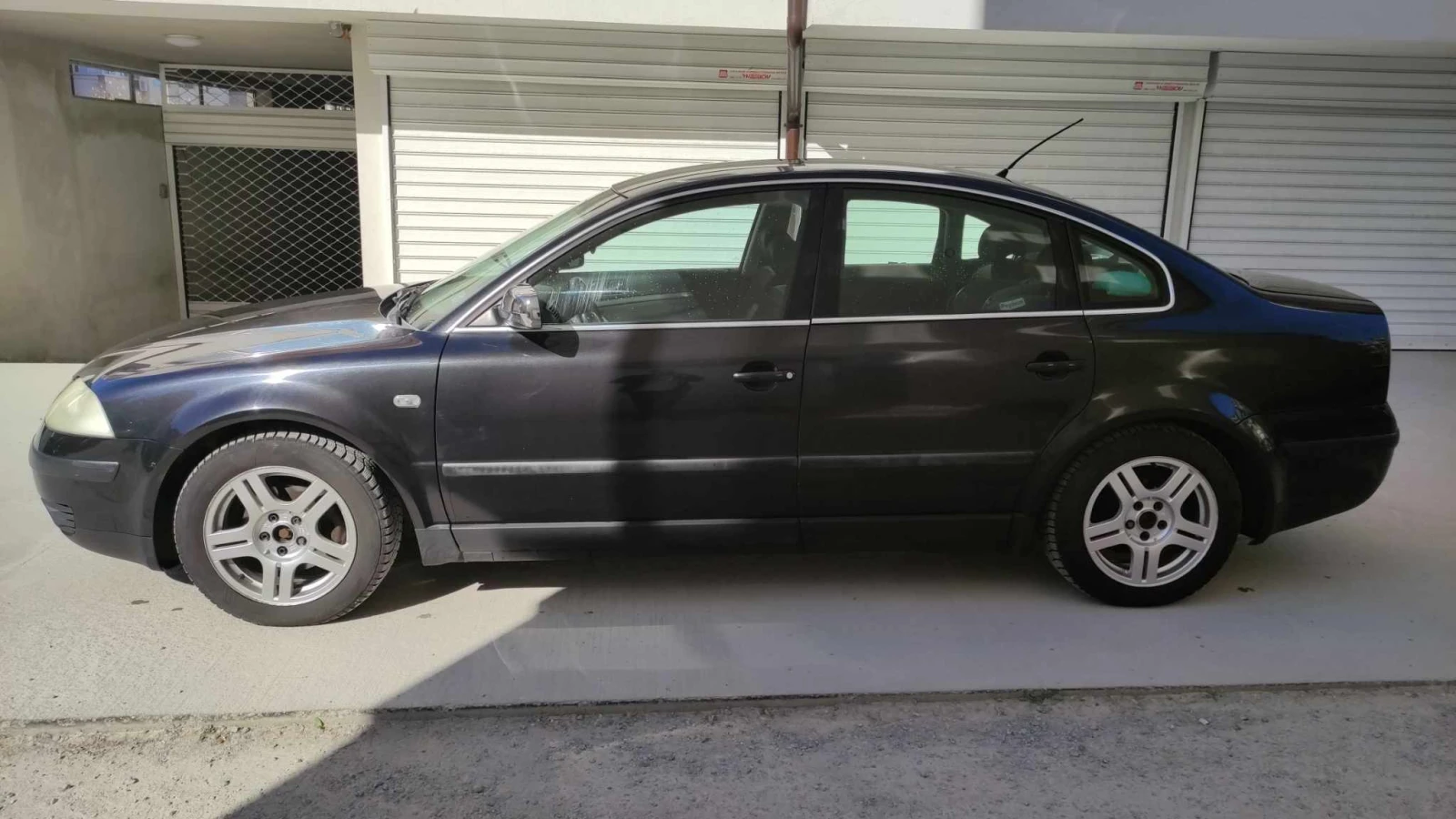 VW Passat 1.8T Автоматик, снимка 12 - Автомобили и джипове - 54731681