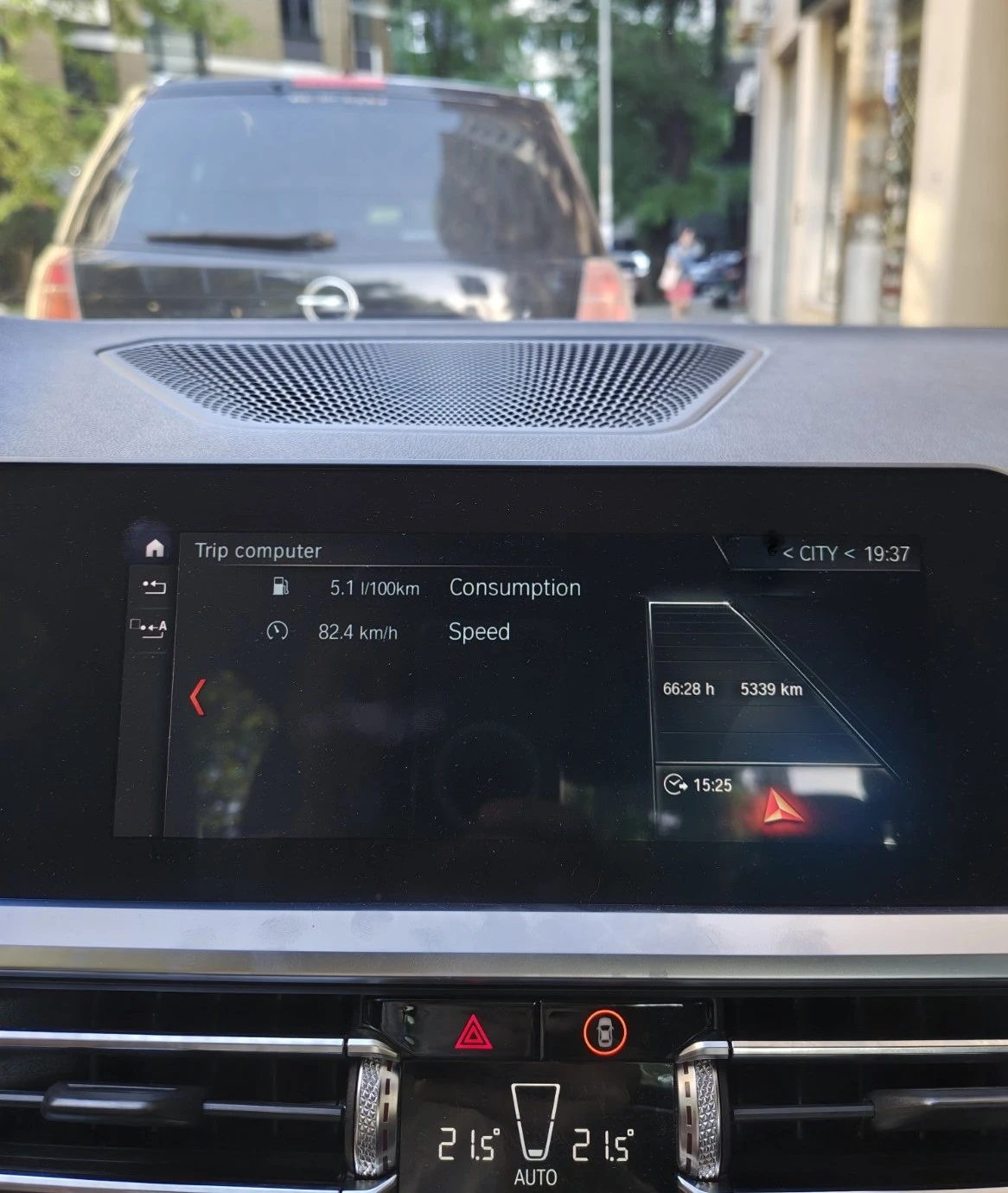 BMW 318 d в Гаранция, снимка 17 - Автомобили и джипове - 55133325