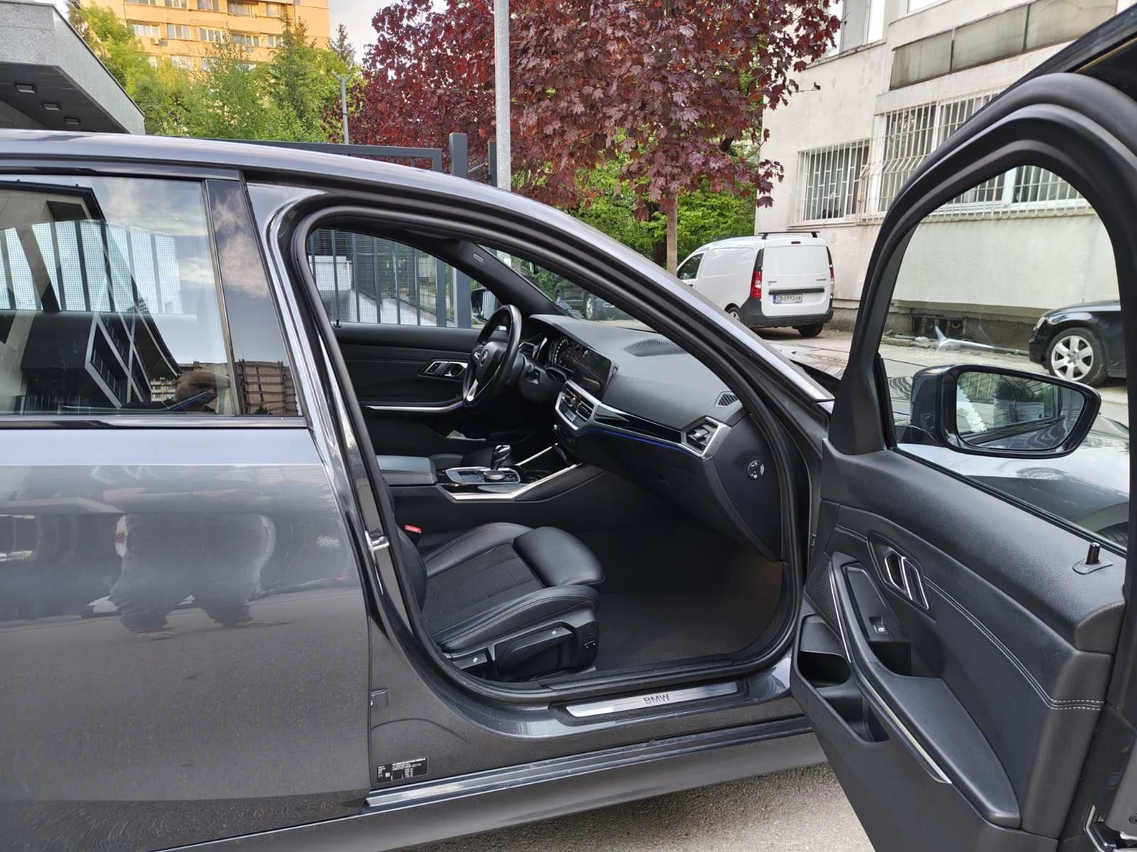 BMW 318 d в Гаранция, снимка 10 - Автомобили и джипове - 55133325
