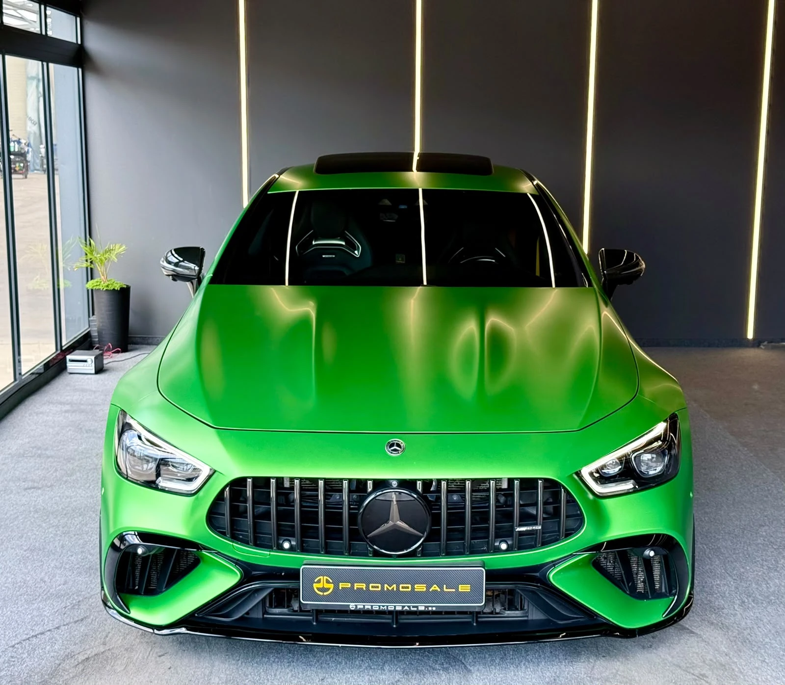 Mercedes-Benz GT 63S E Performance* Aero Pack* Burm3D* Full* Лизинг, снимка 2 - Автомобили и джипове - 55263310