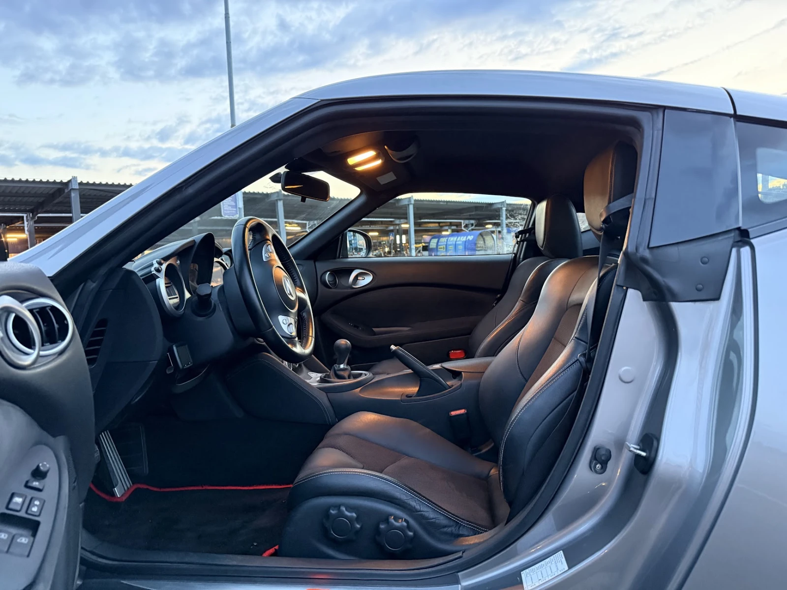 Nissan 370Z Sport, снимка 10 - Автомобили и джипове - 55554843