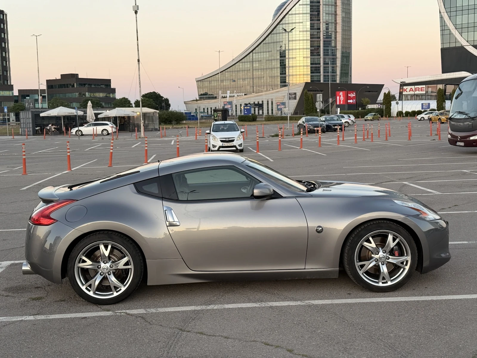 Nissan 370Z Sport, снимка 7 - Автомобили и джипове - 55554843