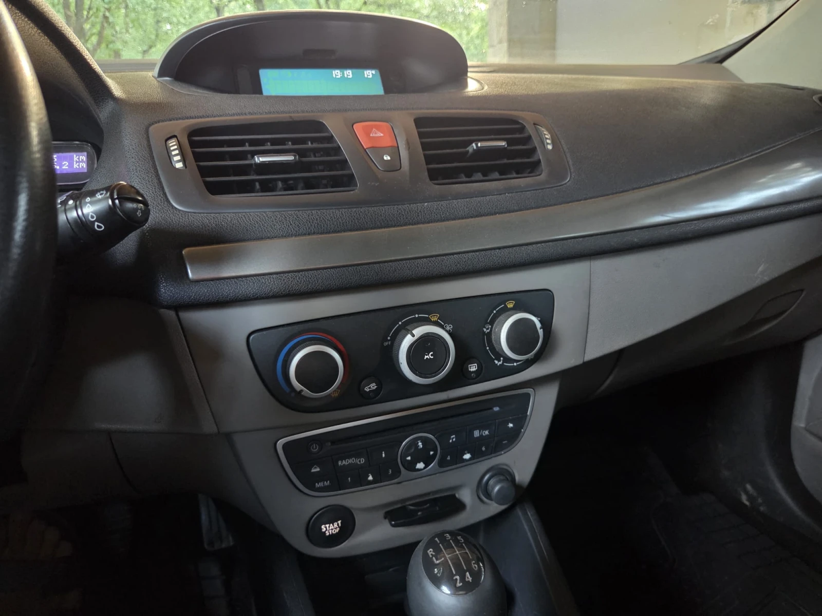Renault Megane 1, 6 N1, снимка 8 - Автомобили и джипове - 55567632