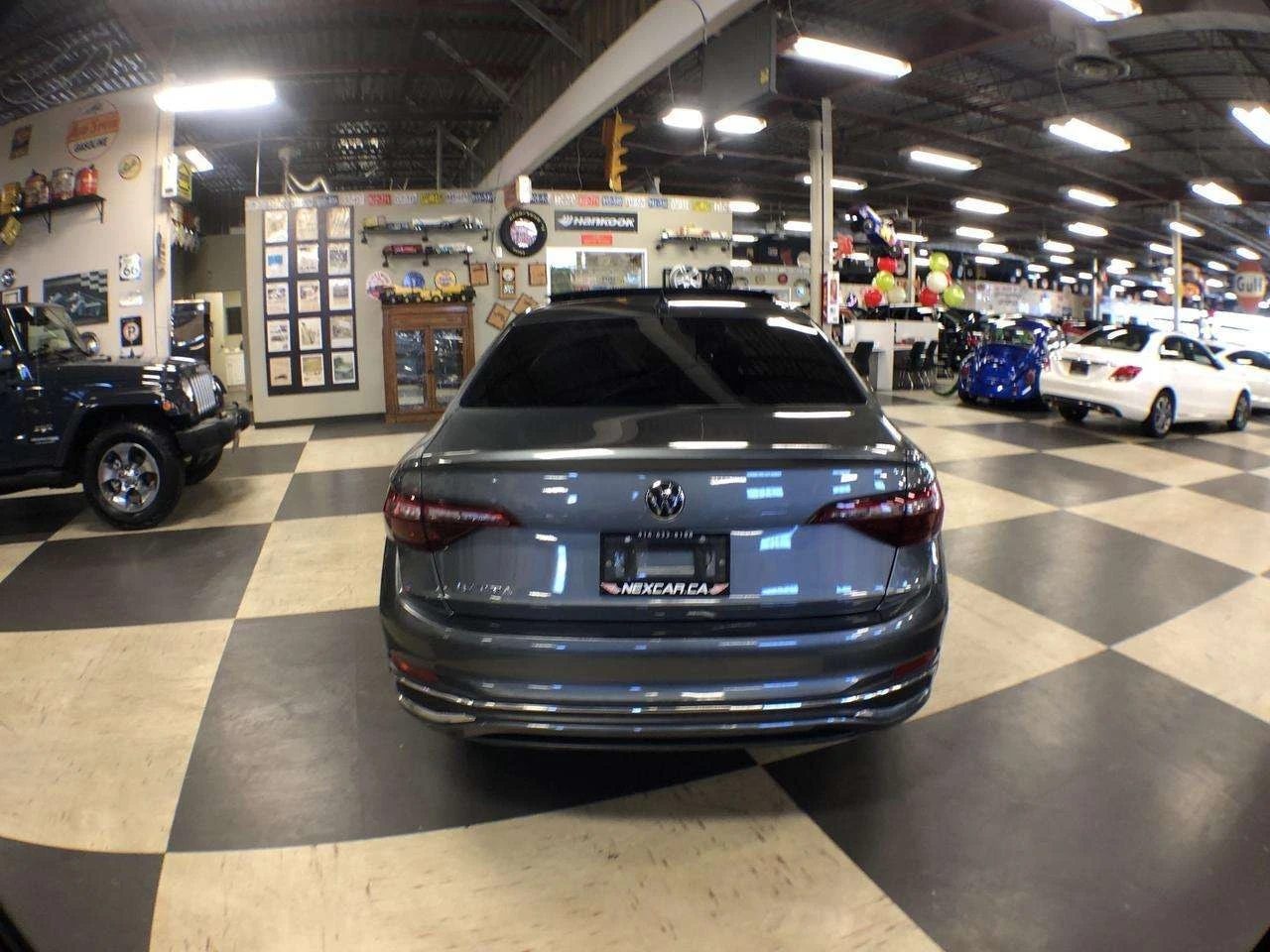 VW Jetta * Highline * CARFAX * ОПЦИЯ ЗА ФИНАНСИРАНЕ * , снимка 6 - Автомобили и джипове - 56084250