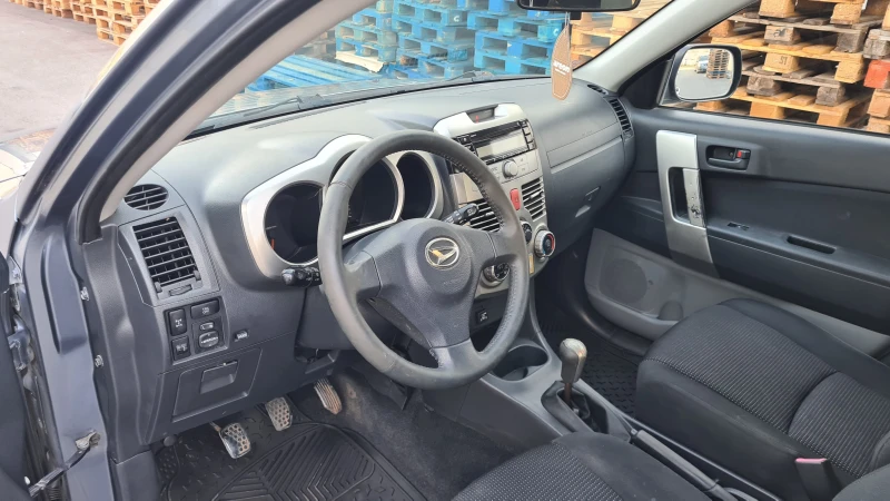 Daihatsu Terios 1.5 - газ., снимка 6 - Автомобили и джипове - 47033475