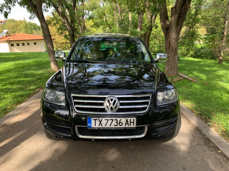 VW Touareg 5.0TDI Кожа Навигация, снимка 8 - Автомобили и джипове - 48462259