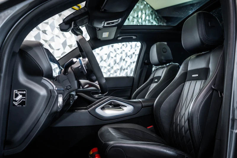Mercedes-Benz GLE 53 4MATIC AMG 4M+ * Burmester* Лизинг* Carbon* NightPack* Pa, снимка 14 - Автомобили и джипове - 52233314