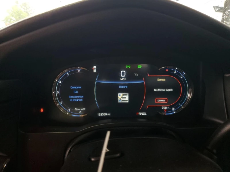 Cadillac Escalade LUXURY AWD/* АВТОКРЕДИТ, снимка 9 - Автомобили и джипове - 52523188