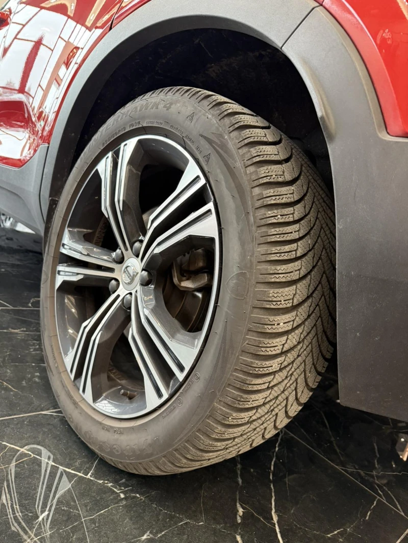 Volvo XC40 plug in hybrid, снимка 9 - Автомобили и джипове - 53009796