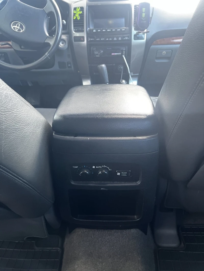 Toyota Land cruiser, снимка 17 - Автомобили и джипове - 53259493