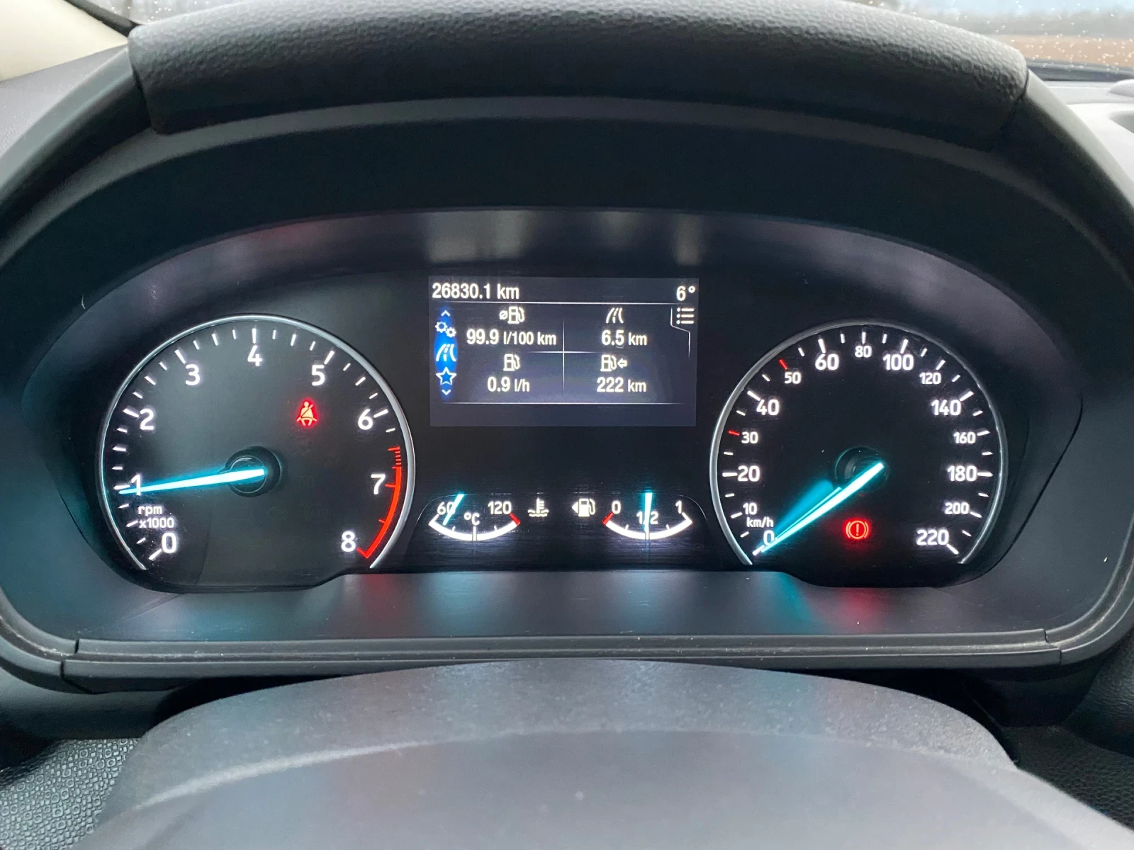 Ford EcoSport 1.0i-TREND - изображение 8