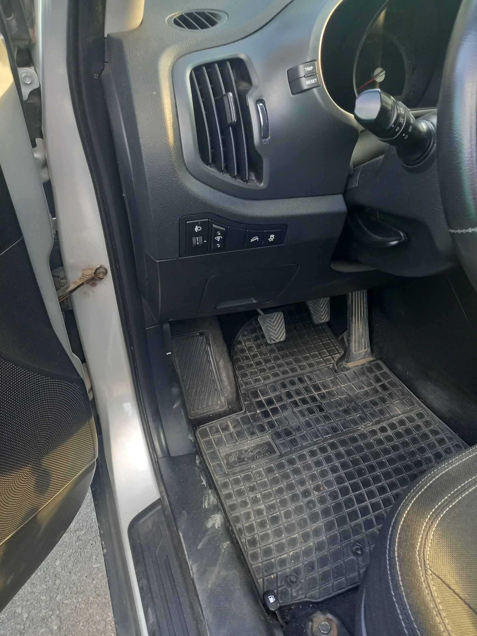 Kia Sportage 1.6 - изображение 9