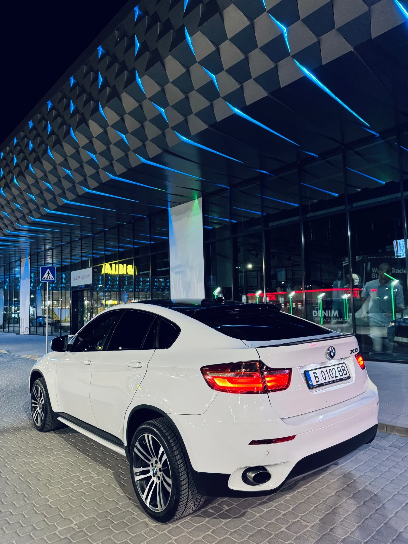 BMW X6 40D M-Performance Гаранция 70К - изображение 4