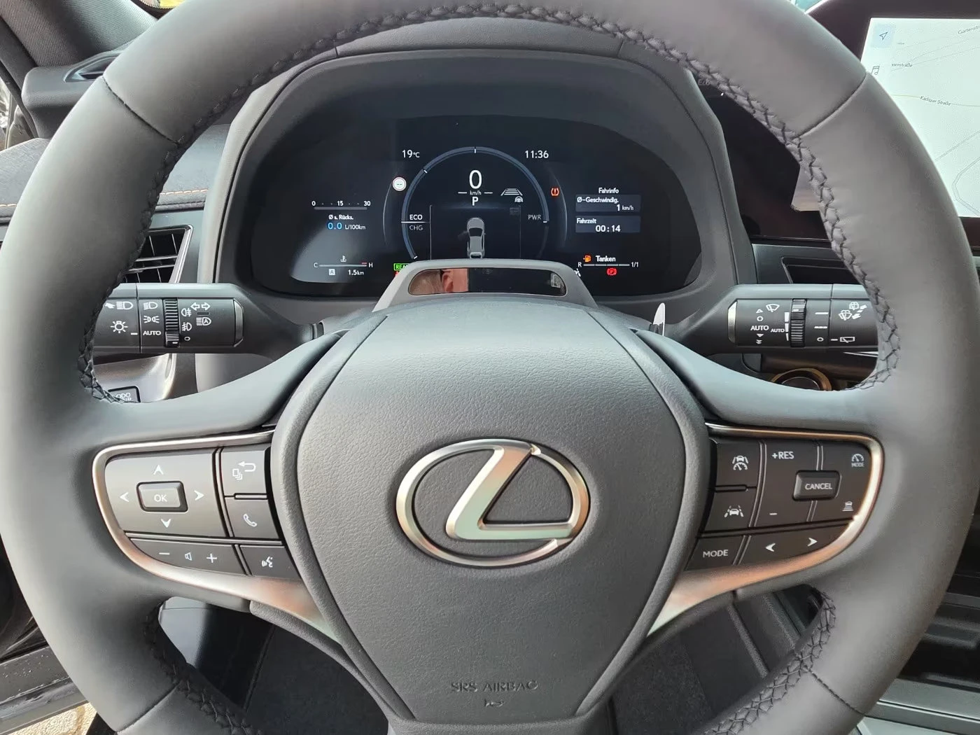 Lexus UX 300h ���!/F-SPORT/199HP/NAVI/LED/CAM/KLESS/CPLAY/916g | Mobile.bg � ����������� 6