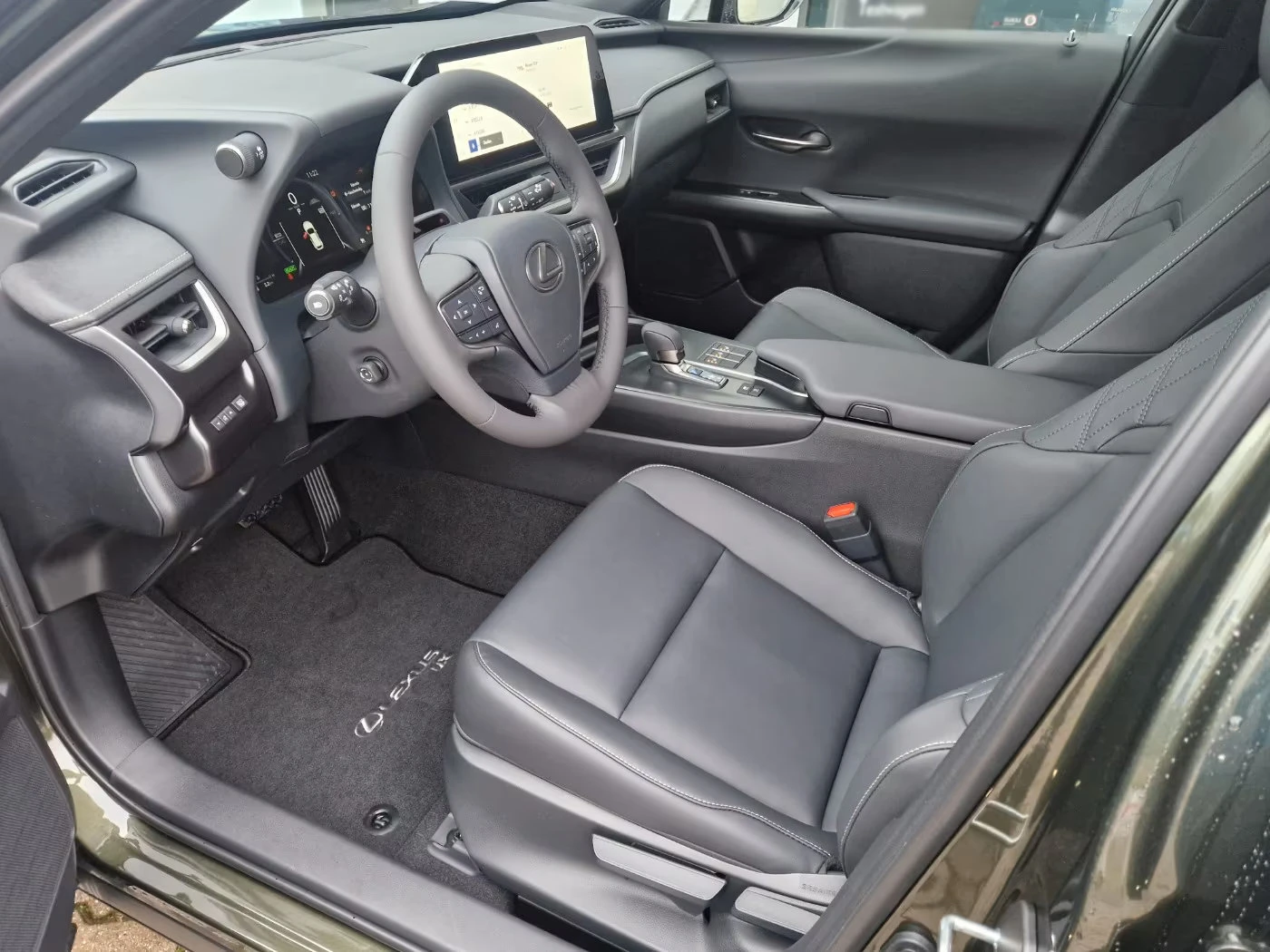 Lexus UX 300h ���!/F-SPORT/199HP/NAVI/LED/CAM/KLESS/CPLAY/916g | Mobile.bg � ����������� 4