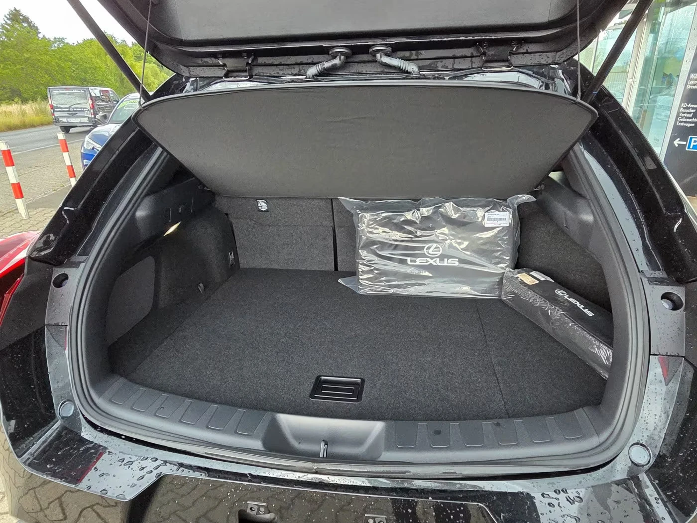 Lexus UX 300h ���!/F-SPORT/199HP/NAVI/LED/CAM/KLESS/CPLAY/916g | Mobile.bg � ����������� 14