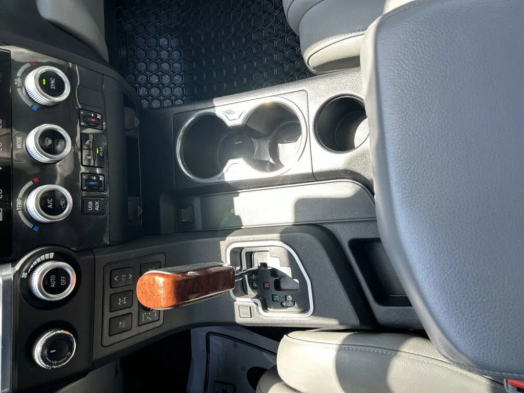 Toyota Sequoia PLATINUM* JBL* ПОДГРЕВ* ОБДУХВАНЕ* КАМЕРА* , снимка 14 - Автомобили и джипове - 54457465