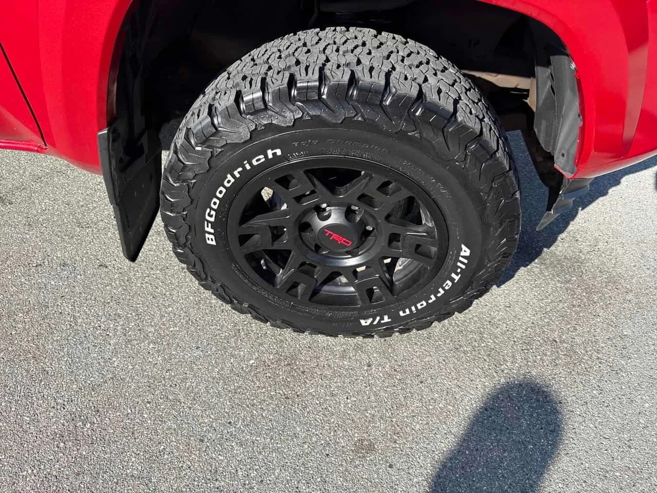Toyota Tacoma * 4x4 Double Cab Auto* KEYLESS* , снимка 7 - Автомобили и джипове - 54461255