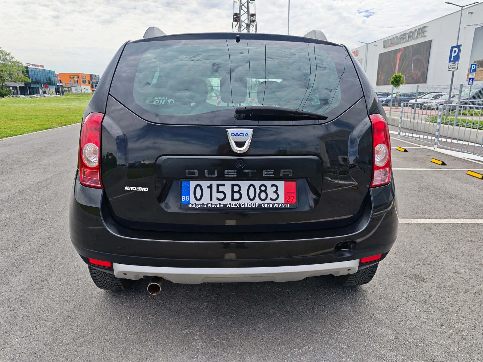 Dacia Duster 1.6 BENZIN 105 KN, снимка 4 - Автомобили и джипове - 54607576