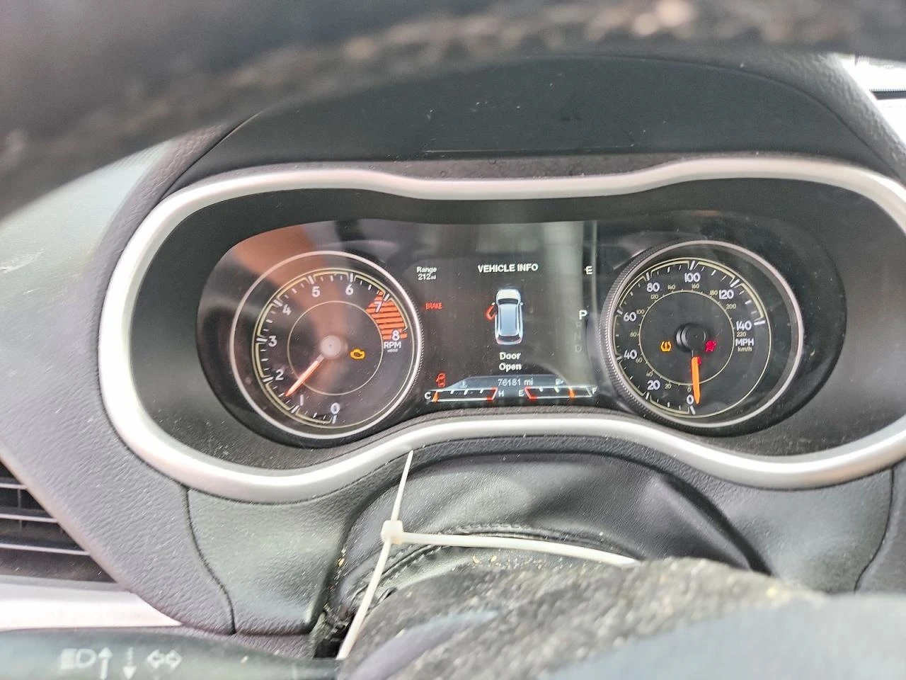 Jeep Cherokee 3.2l Limited, снимка 9 - Автомобили и джипове - 55106529