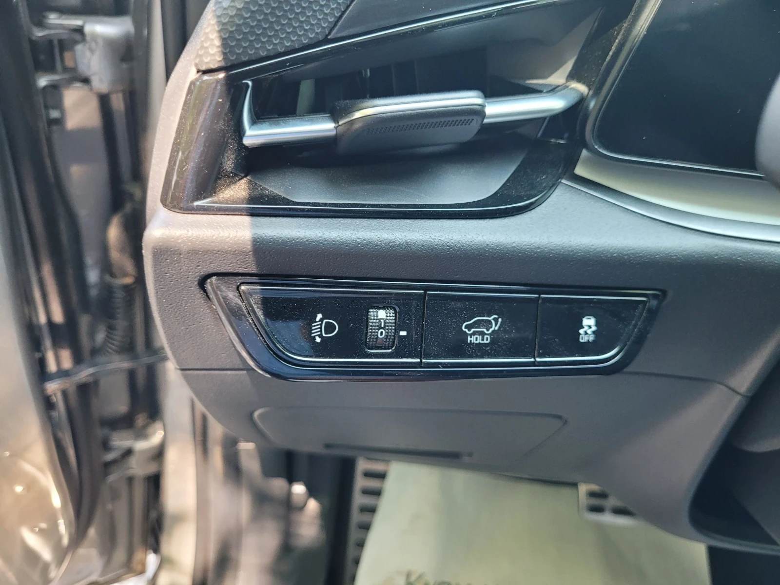 Kia Niro 65 KWh, снимка 14 - Автомобили и джипове - 55394076